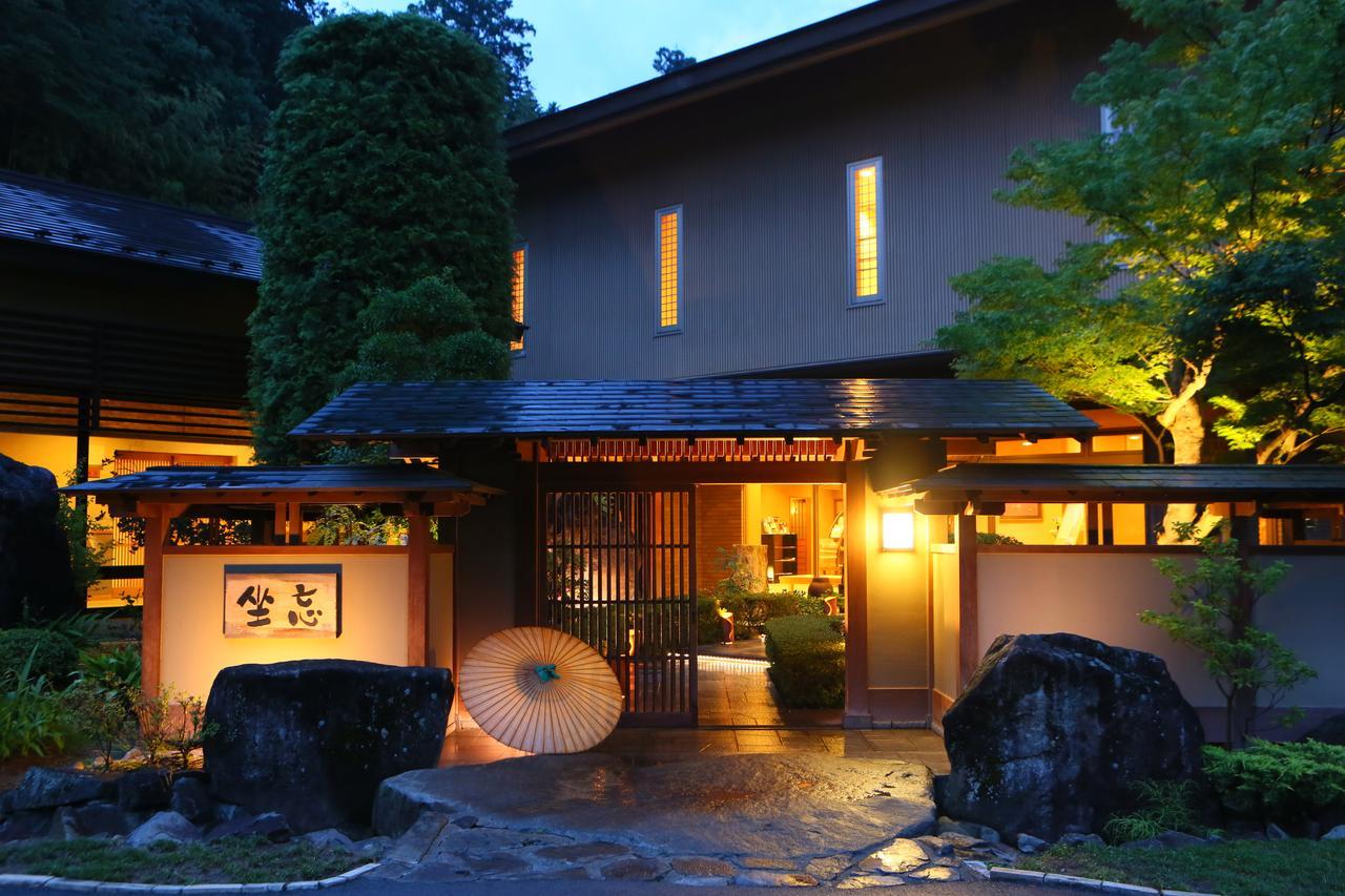 Fuefukigawa Onsen Zabou Koshu Exterior photo
